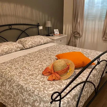 L'iris In Terrazza Panzió Lucca