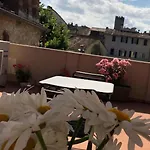 L'iris In Terrazza Bed & Breakfast 3*